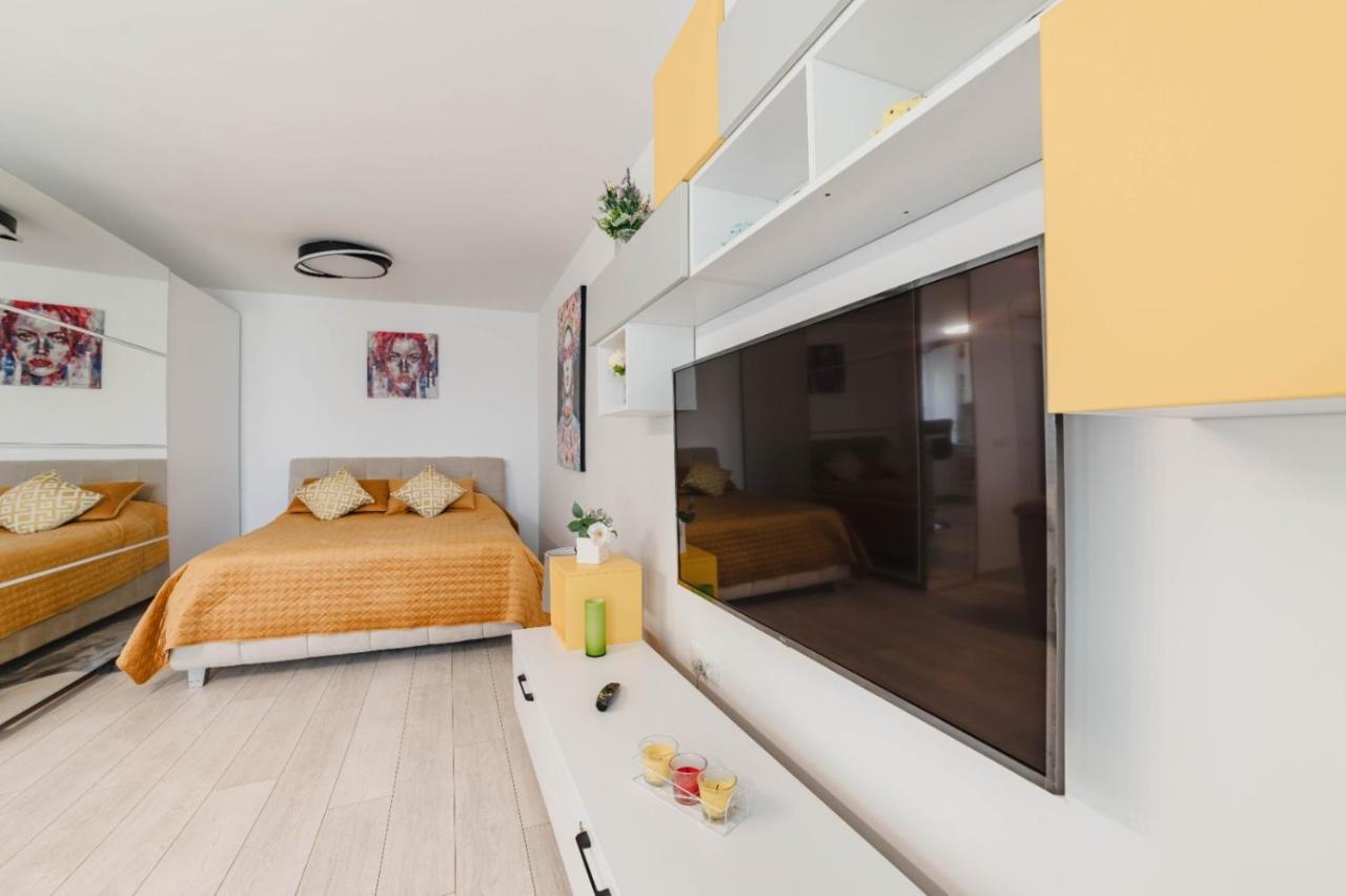 Masterpiece Studio- Free Parking, Wi-Fi, Netflix Braşov Exterior foto
