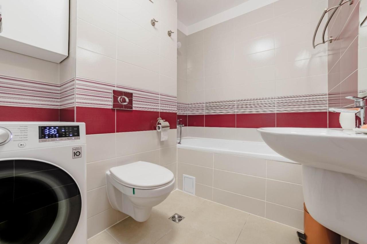Masterpiece Studio- Free Parking, Wi-Fi, Netflix Braşov Exterior foto